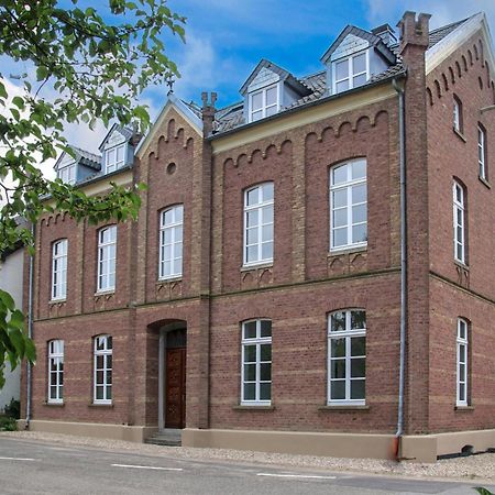 Insel-Apartment Im Herrenhaus Rheinblick ซานเทน ภายนอก รูปภาพ